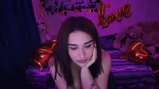 AlisiaRose online show from February 28, 2026, 8:54 pm