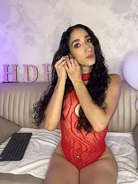 LunaDupont online show from February 5, 2026, 8:57 pm