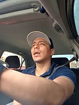 HoofedCylinder online show from April 17, 2026, 7:28 pm