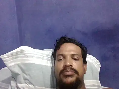 bigdick211292 online show from February 11, 2026, 9:20 pm