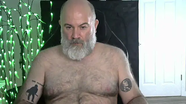 XJJ77x online show from May 23, 2026, 1:44 am