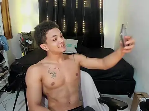 Snapshot of Dres4U chatting on March 4, 2026, 7:25 am Dres4U online show from March 4, 2026, 7:25 am