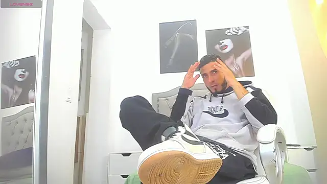 marc ruffa online show from April 8, 2026, 11:43 am