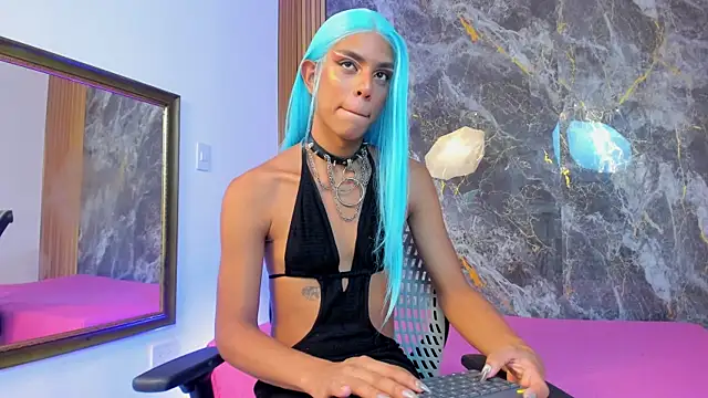 Snapshot of ISABELLA-SCOTT chatting on April 30, 2026, 8:37 pm ISABELLA-SCOTT online show from April 30, 2026, 8:37 pm