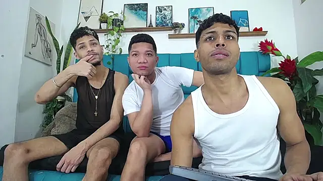Interracial Snow Bunny online show from May 10, 2026, 3:28 pm