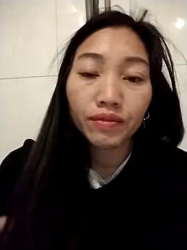 Lovephay8x online show from February 11, 2026, 11:43 pm