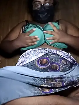 fingerbit07 online show from April 8, 2026, 12:27 pm