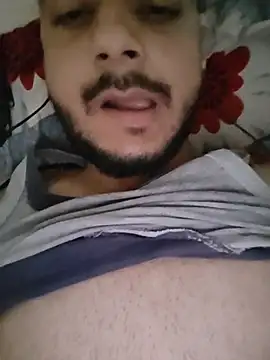 amazingboyyy12 online show from April 21, 2026, 8:42 am