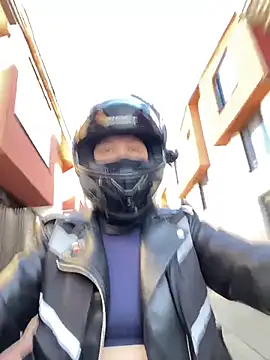 Scarlet auraa online show from March 20, 2026, 9:30 pm