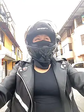 Scarlet auraa online show from March 27, 2026, 8:41 pm