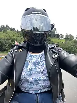 Scarlet auraa online show from April 18, 2026, 5:39 pm