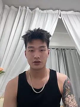 nanda108520 online show from April 3, 2026, 1:31 pm