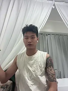 nanda108520 online show from April 22, 2026, 3:13 pm