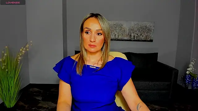 Alisa Allisen online show from April 15, 2026, 12:12 pm