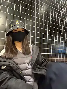 ZJbaby online show from March 19, 2026, 1:15 pm