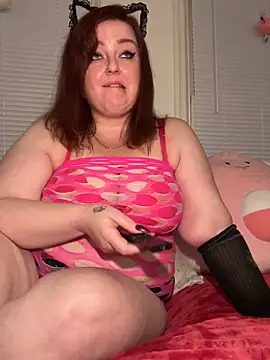 KittyCreamKisses online show from May 24, 2026, 4:50 am