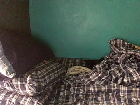 latinomoreno95 online show from March 13, 2026, 10:27 pm