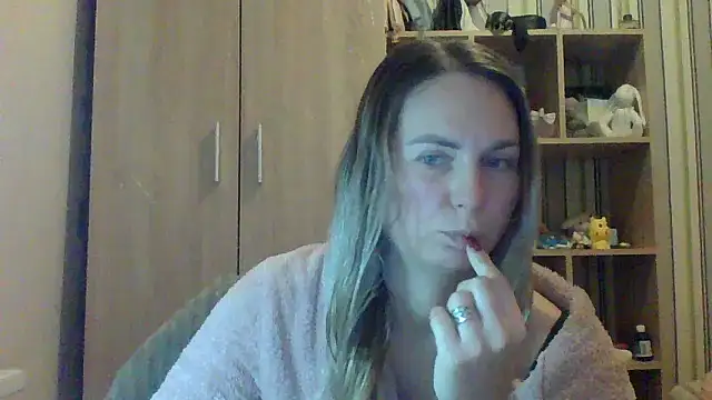 VikiLove765 online show from January 31, 2026, 10:08 pm