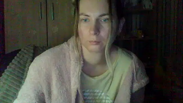 VikiLove765 online show from March 2, 2026, 12:02 am