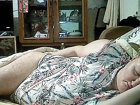 nataly4560 online show from April 28, 2026, 1:15 am