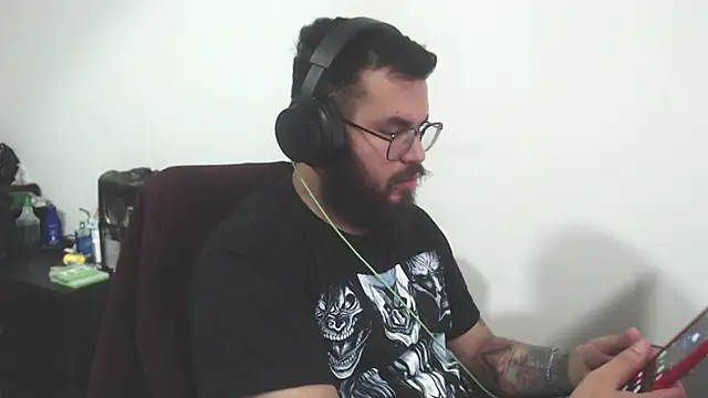 Jonh Jodson online show from May 3, 2026, 9:15 am