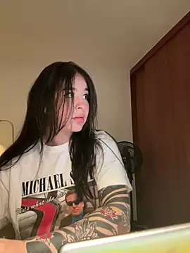 evelynrosess1 online show from March 28, 2026, 2:55 am