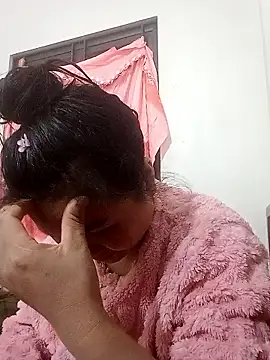 Snapshot of kira0021 chatting on January 19, 2026, 1:04 pm kira0021 online show from January 19, 2026, 1:04 pm