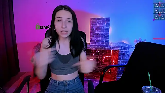 sweetie chloe  online show from January 8, 2026, 3:47 pm