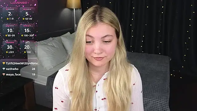 Snapshot of Angel__Grace chatting on May 16, 2026, 12:18 am Angel Grace online show from May 16, 2026, 12:18 am