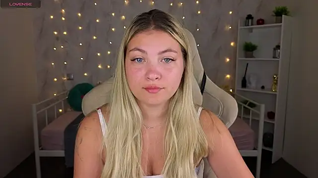 Snapshot of Angel__Grace chatting on July 9, 2026, 12:04 am Angel Grace online show from July 9, 2026, 12:04 am