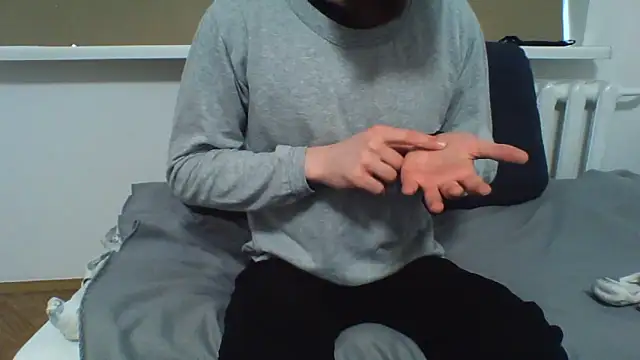 KaelNox online show from April 20, 2026, 11:13 am