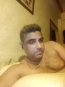 Snapshot of hardnhornybull chatting on April 14, 2026, 6:58 pm hardnhornybull online show from April 14, 2026, 6:58 pm