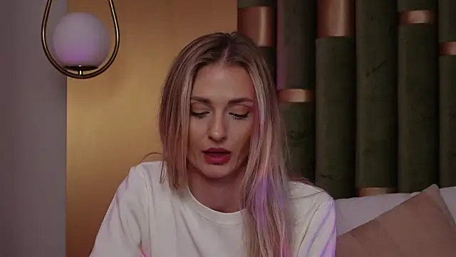 AmeliaAngel online show from February 6, 2025, 10:26 am