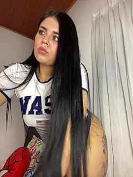 Snapshot of sophyy_white chatting on April 27, 2026, 11:14 pm sophyy white online show from April 27, 2026, 11:14 pm