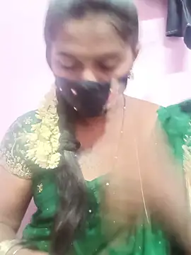 Snapshot of Tamil_Hot_Anu chatting on June 8, 2026, 9:09 am Tamil Hot Anu online show from June 8, 2026, 9:09 am