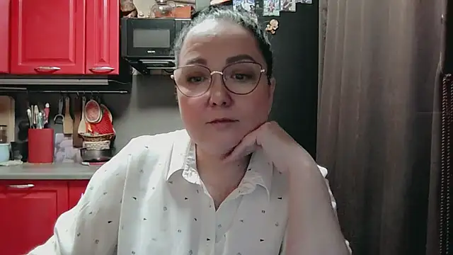 infinity loveliness online show from April 3, 2026, 10:02 am