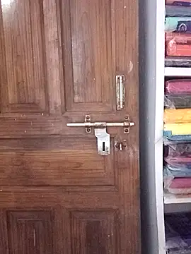 ravi18122 online show from April 13, 2026, 6:35 pm