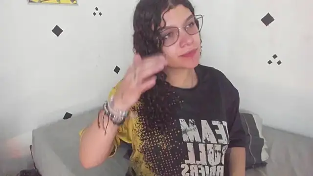 wendybeckett3 online show from March 28, 2026, 4:06 pm