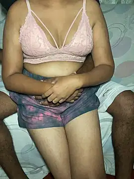 J-hens90 online show from April 15, 2026, 6:04 pm