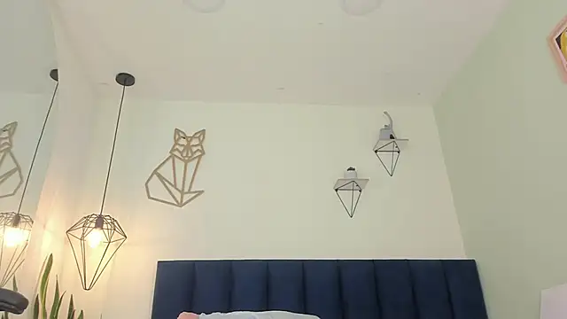 mayaevansmg online show from February 4, 2026, 12:22 pm