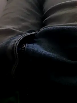 Snapshot of rolaaa2000 chatting on February 19, 2026, 11:56 pm rolaaa2000 online show from February 19, 2026, 11:56 pm