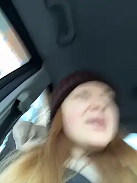 BlondeHott online show from March 4, 2026, 6:19 am