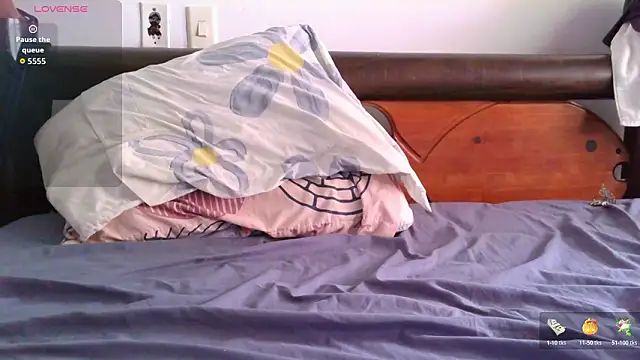 diosa cristal  online show from March 22, 2026, 6:11 pm