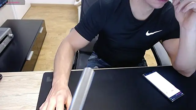 sensualman90 online show from April 17, 2026, 10:35 pm