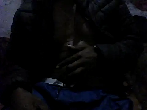 Negaomalinha1 online show from April 21, 2026, 2:51 am