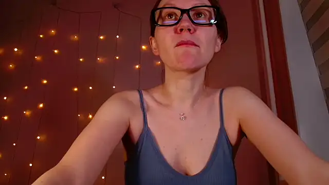 MelanyOxx online show from January 17, 2026, 12:59 am