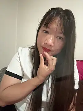 Suni-ii online show from April 21, 2026, 10:45 pm