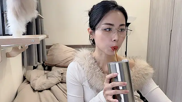 Snapshot of BabyOneDaily chatting on January 15, 2026, 1:10 am BabyOneDaily online show from January 15, 2026, 1:10 am