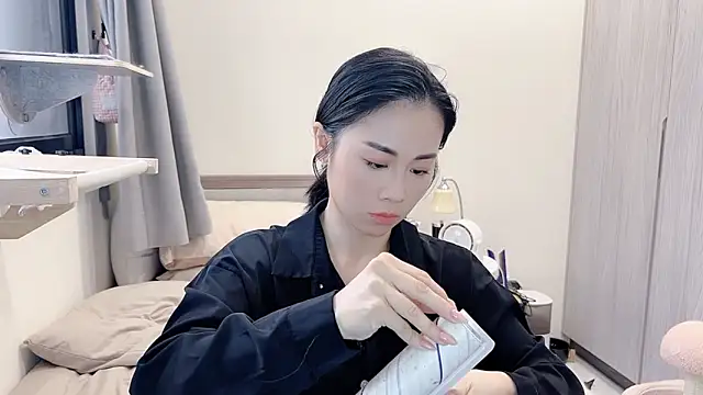 BabyOneDaily online show from March 10, 2026, 2:16 am