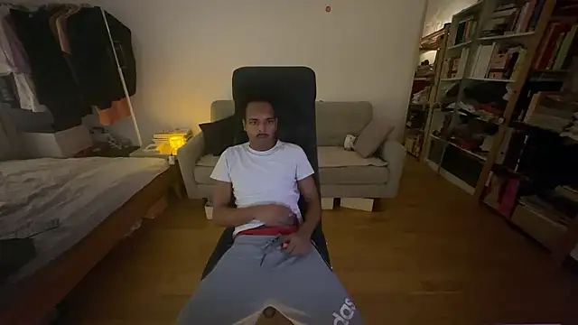 teamrocket1433 online show from January 16, 2026, 7:18 pm